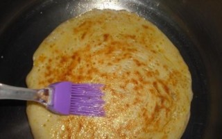 五香饼的制作方法（香气四溢，口感独特的传统小吃）