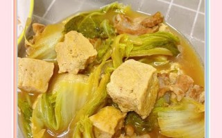 让你的味蕾沉醉在浓郁的羊肉和豆腐汤中（让你的味蕾沉醉在浓郁的羊肉和豆腐汤中）