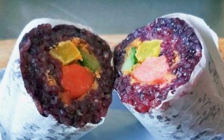 用爱与创意，做出美味的星星杂锦饭团（在家享受顶级美食体验，轻松DIY美味饭团）