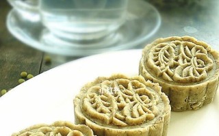 清爽夏日，一起来做绿豆糕（清凉美味，夏季必备的甜点）