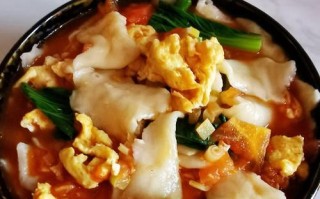手揪面片的制作方法（传统美食的经典魅力——手揪面片）