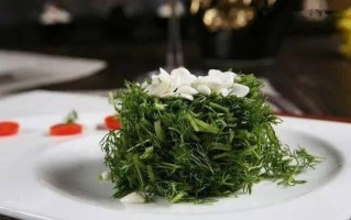 健康美味，以杏仁拌茴香（做法详解，营养丰富，让你爱上茴香的味道）