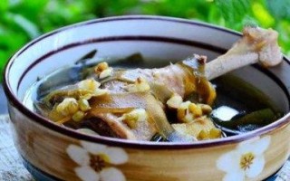 山黄皮煲绿豆海带汤的做法（滋补清热又美味，尝试一下！）