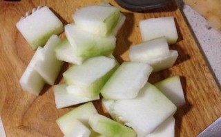 爽口冬瓜片，让夏日美味更简单（清热解暑，制作多样化的冬瓜片）
