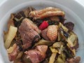 酸菜鸭子的制作方法（传统美食，清爽可口，让您口感尽享）