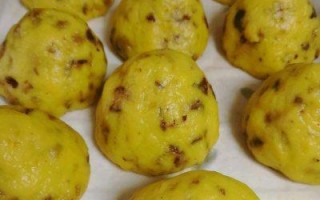 玉米面窝窝头愤怒的小鸟（15个简单步骤轻松DIY玉米面窝窝头小饼干）