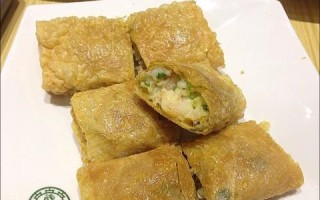以新鲜虾仁为主角，打造口感丰富的美味佳肴（以新鲜虾仁为主角，打造口感丰富的美味佳肴）