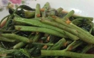 蒜香空心菜的做法（营养美味，简单易学）