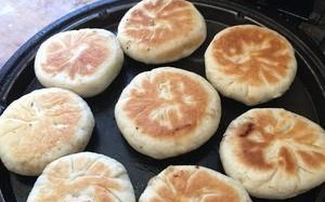 软酥肉火烧的制作方法（一口咬下，肉汁四溢，掀起美味风暴）