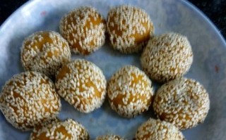 手工制作香酥焦糖饼干（享受DIY美食的乐趣）