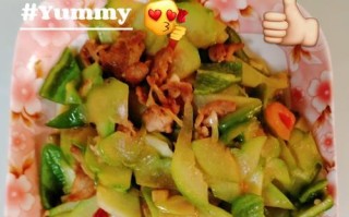 轻松做出美味青椒小白菜粉丝（做法简单，味道美妙，小白菜为健康加分）