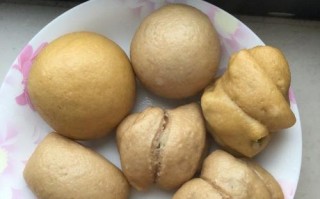 全麦芋头馒头，打造健康早餐（健康、美味、营养、易做）
