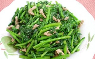 肉丝蒿子杆儿的美食探秘（一道色香味俱佳的地方特色小吃）