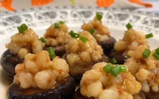 双菇虾仁，营养丰富的美食（精选优质食材，搭配多重口感，让你爱上这道菜）