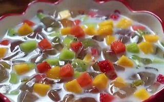夏日冰冰凉，如何制作？（体验清爽饮品的美好时刻）