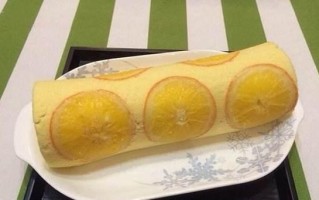 香橙海绵蛋糕制作方法详解（如何在家中轻松制作口感柔软、香气十足的海绵蛋糕）