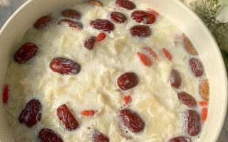乳香红豆酱的制作方法（让你享受无限美食体验的神秘红豆酱）