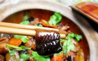 美味可口的水煮鳝片（传统四川口味，健康营养）