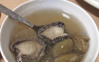 鲍鱼佳肴，橄榄滋味——以鲜橄榄炖鲍鱼的制作
