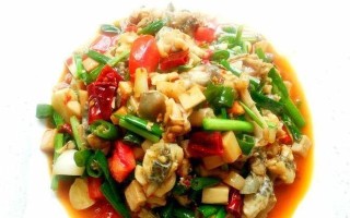香辣田鸡的做法（超级下饭的家常菜）
