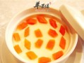 用丝瓜藤炝菊花的美味做法（传统食材新升级）