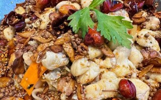 快手秘籍，轻松做出美味的鱼锅饼子（教你一步步做出香酥可口的鱼锅饼子，告别外面的不卫生油炸食物）