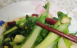 清炒小白菜的做法（健康美味的清炒小白菜，让你享受健康生活）