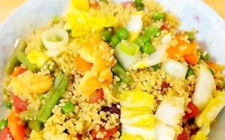 五彩斑斓炒饭，美食的艺术品（五彩斑斓炒饭的制作技巧和口感介绍）