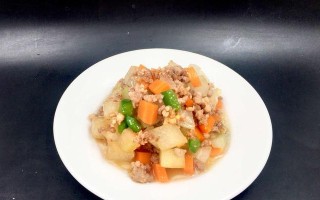 清爽美味，冬瓜肉丝的做法（健康低脂，秋日消暑的好选择）