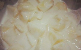 健康美味，酸奶苹果棒的制作方法（15个步骤让你轻松做出清新美味）