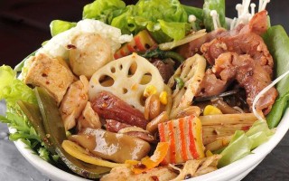 五彩大拌菜的做法（色香味俱全，健康美味两不误）