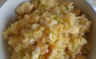 教你如何做好一道美味的夕阳炒饭（用这个秘密，让你的夕阳炒饭口感更佳）