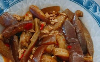 十分钟速食篇——小菜麻辣烫的做法（快速上桌的美味佳肴，小菜麻辣烫，仅需10分钟！）