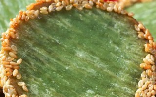 芝麻红豆馅的制作方法（让你做出口感细腻、香甜可口的芝麻红豆馅）