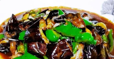 怎样制作美味的以什锦素烧茄子(茄子和素菜的完美融合,健康美味双重享受) 怎样制作美味的以什锦素烧茄子(茄子和素菜的完美融合,健康美味双重享受)