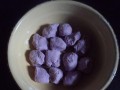 紫薯芝麻汤圆的做法（家庭简单制作，过年必备美食）