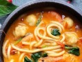 日式墨鱼鲜虾乌东面（让您体验原汁原味的日本美食）