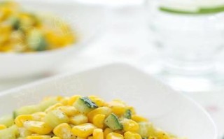 香甜牛奶玉米，做法大揭秘！（口感鲜美、营养丰富的自制美味小吃）