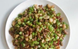 徐州菜千刀肉制作方法详解（传统美食口感鲜美，做法简单易学）