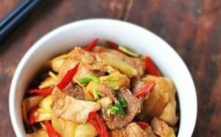 美味大头菜的肉炒做法（以肉为主，口感绝佳的大头菜炒食）