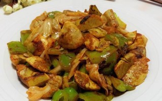 美味实蛋炒虾仁的做法（快速制作的家常小炒菜）