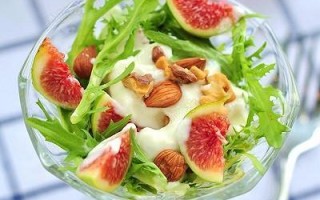 水果沙拉+核桃，打造健康生活（营养搭配，美味享受）