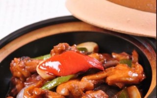 美味又健康的三杯菇菇鸡（一道简单易学的家常美食）