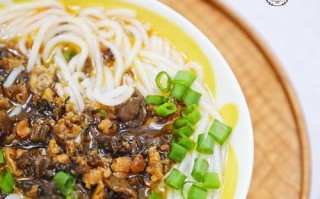 杂酱米粉的制作方法（打造地道美食，享受滋味人生）