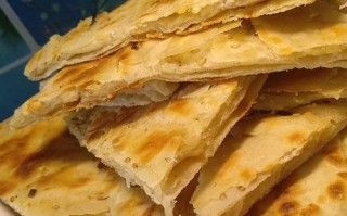 烫面饼的制作方法（一步一步教你轻松做烫面饼，让你成为专业小面点手艺人）