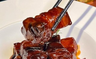 学会制作正宗的上海本帮红烧肉（用正确的方法，让你的红烧肉更香、更嫩、更入味）