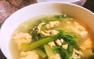 油麦菜汤，养生美味的佳品（15道美味油麦菜汤做法，让您吃出健康美味）
