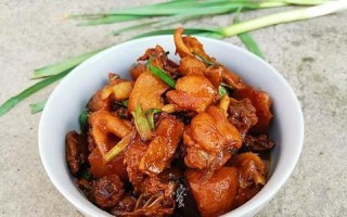 美味余甘煮鸡的制作方法（一次性掌握秘诀，轻松做出鲜美的余甘煮鸡）