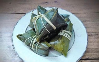 香菇花生肉粽龙舟粽制作方法大揭秘（粽子DIY教程，让你轻松做出美味可口的传统佳肴！）
