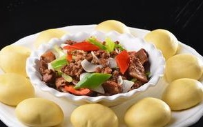 野兔肉的玉儿烧法（传统美食，营养美味，烹制技巧详解）